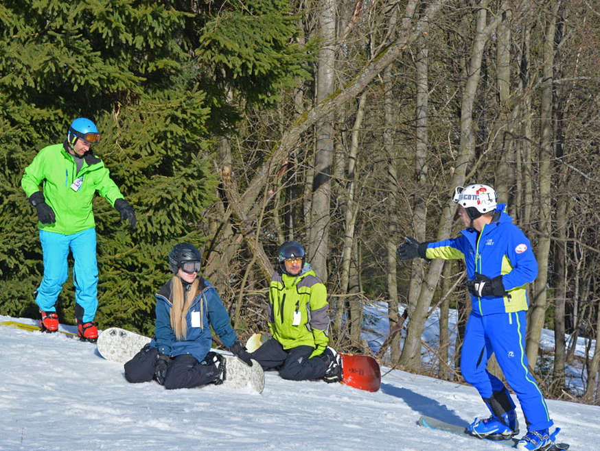 Instruktor základního snowboardingu- jak probíhá kurz